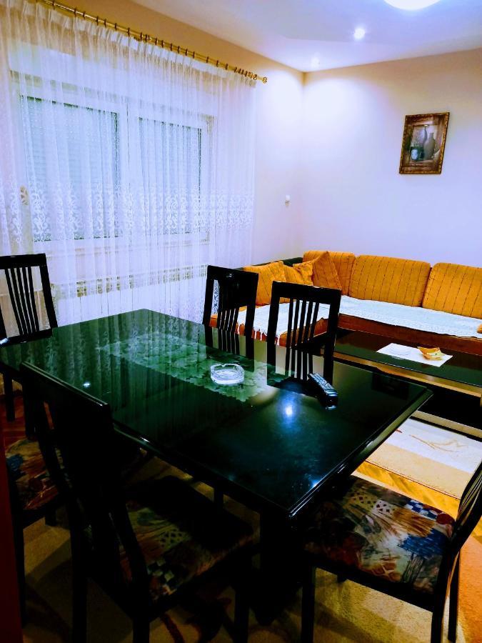 Apartamento Stan Na Dan J & M Vrsac Exterior foto